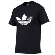 Load image into Gallery viewer, black t shirt